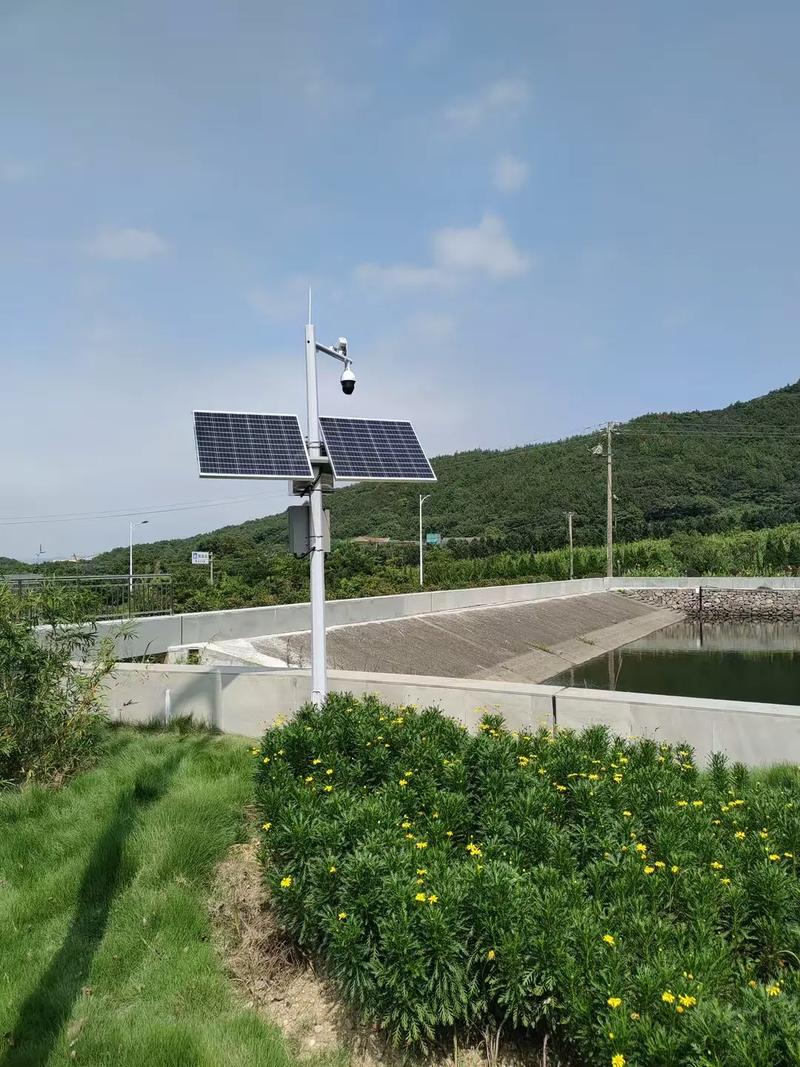 太阳能监控摄像头 安排一套
